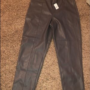 Ann Taylor Faux Leather Slate Gray Legging Pants- New with tag.. size XL
